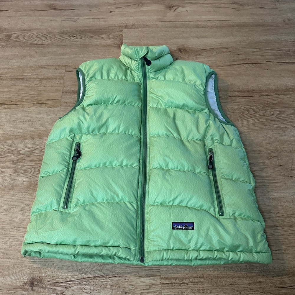 Patagonia Down Vest Women's Medium Green Puffer Insulated Outdoor
